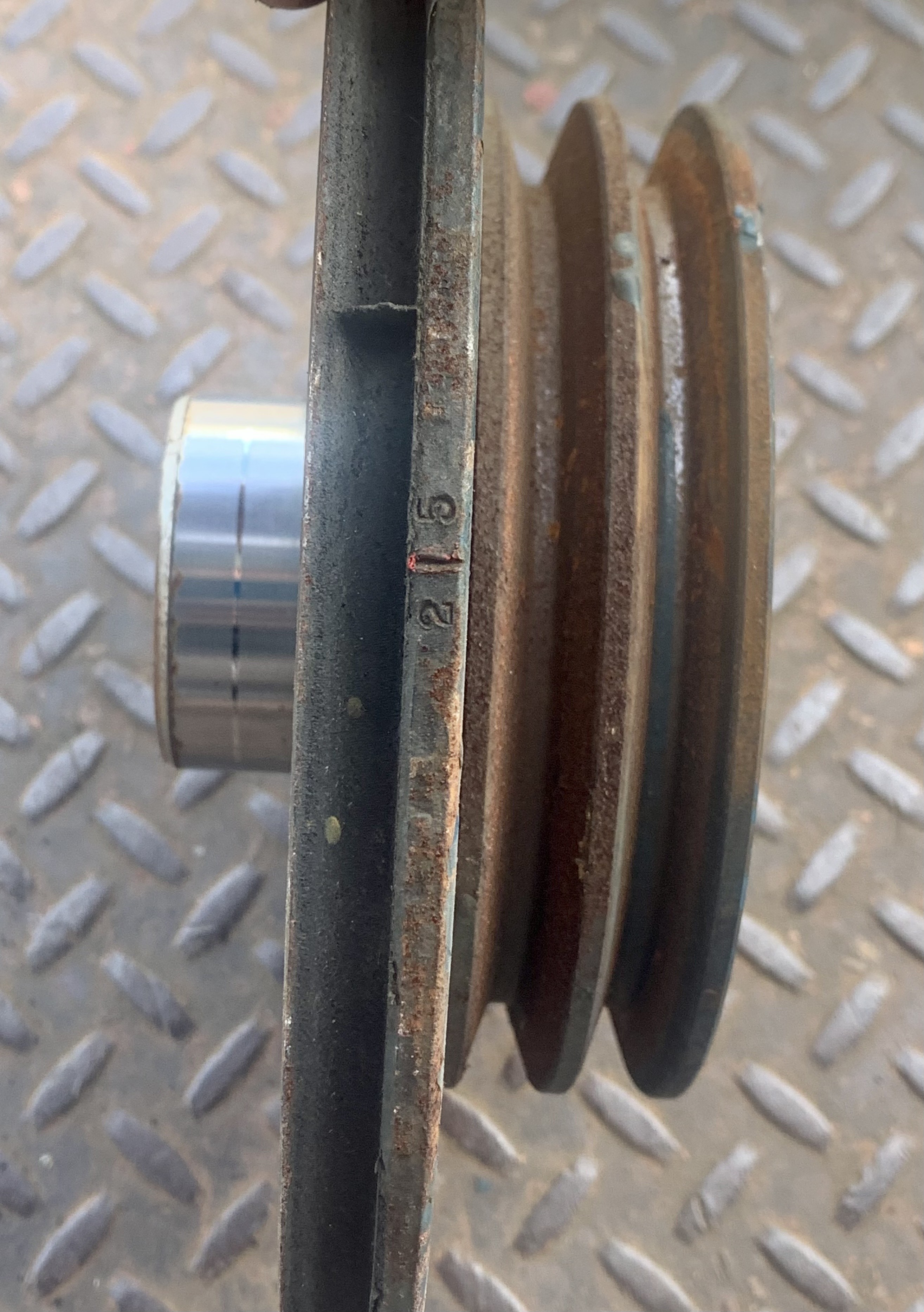 Scout Damper & Pulley Used SD33 Diesel