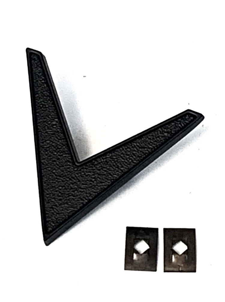 Scout 800 New  V Fender Emblem - Satin Black