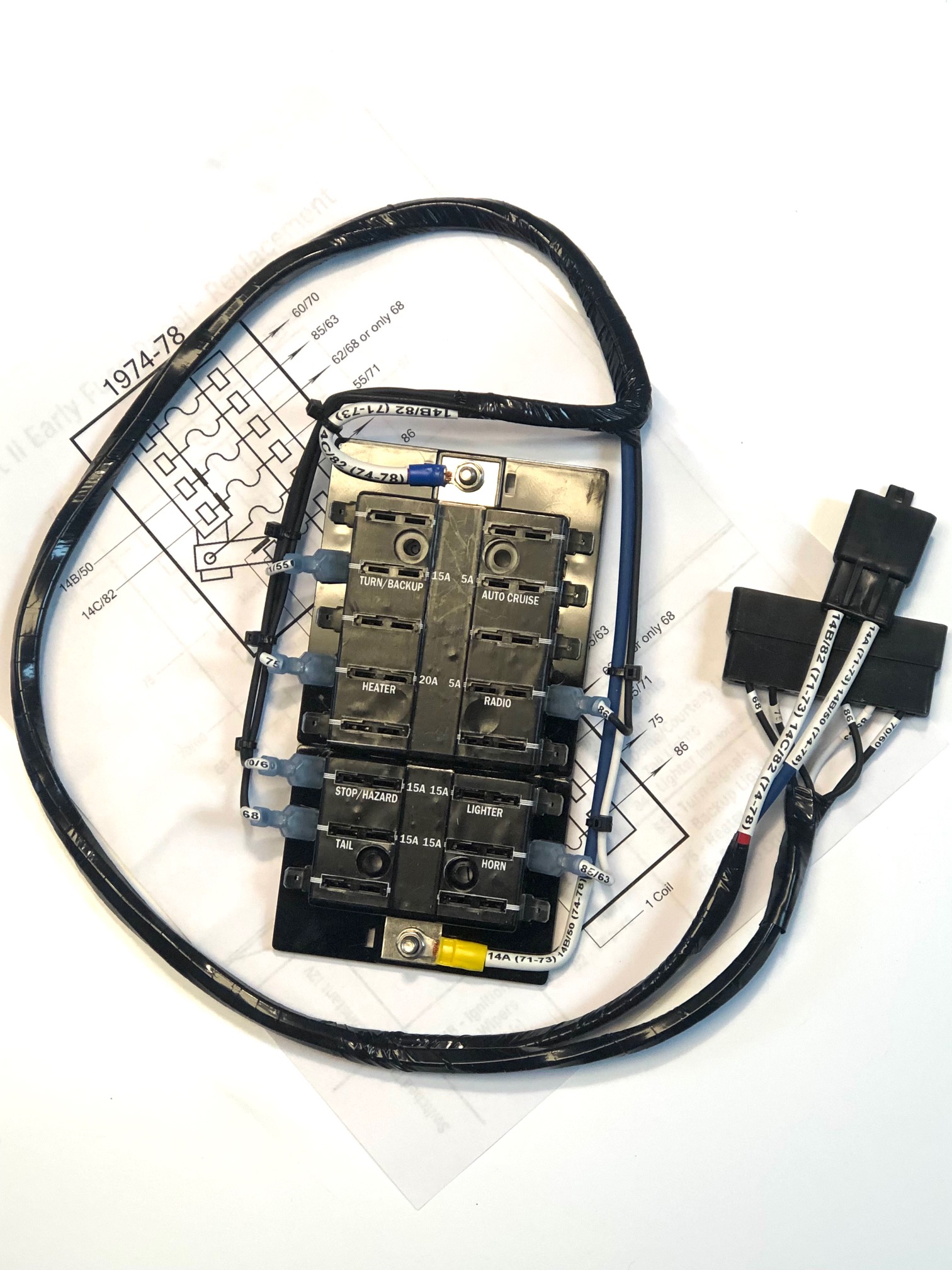 Scout II, Scout Terra, Scout Traveler Fuse Panel, , Blade Type Update to Harness - 406683C1